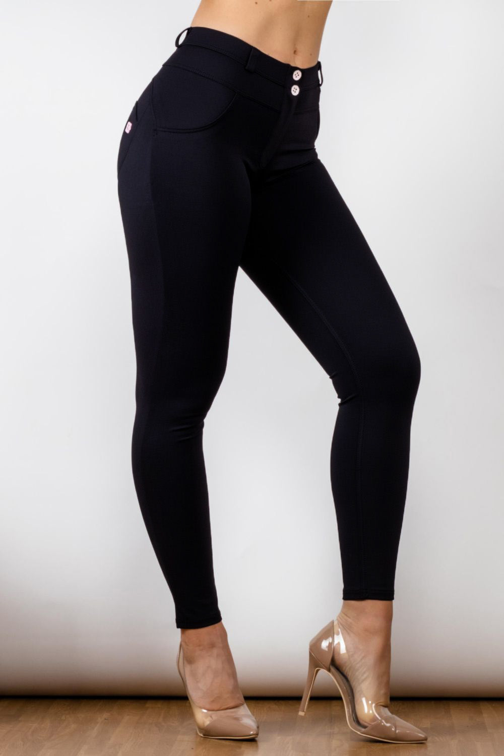 Full Size Contrast Detail Buttoned Leggings